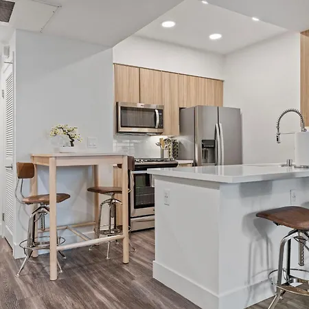 11 Best Walk Location Of Sm Los Angeles Extérieur photo
